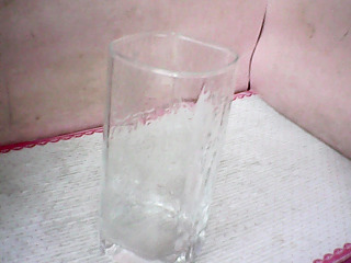 玻璃杯