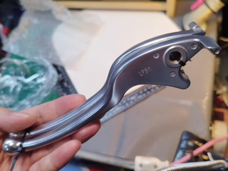 機車煞車拉桿
