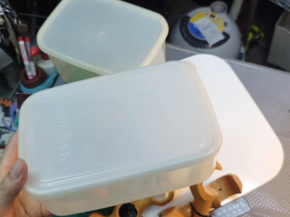 白色密封盒