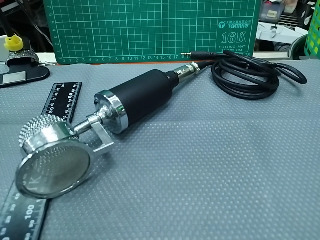 復古造型麥克風