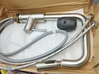 廚房水龍