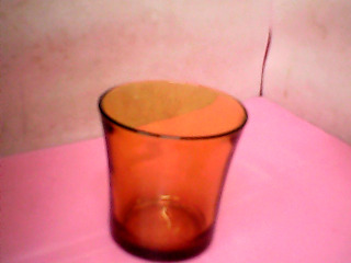 玻璃杯