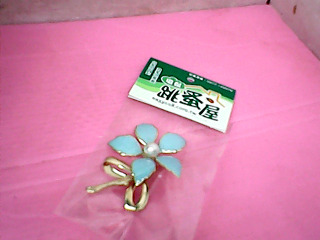胸針