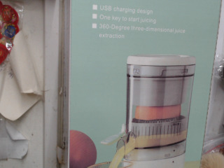 電動榨汁器-USB