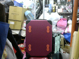 全新密碼行李箱