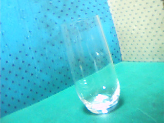 玻璃杯