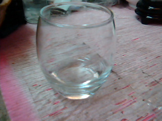 玻璃杯