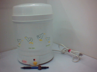 奶瓶消毒器