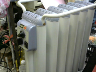 恆溫可調電暖器