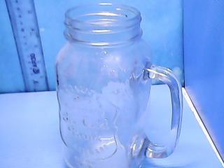 玻璃杯