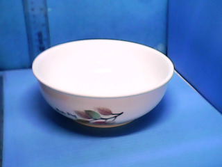 瓷碗