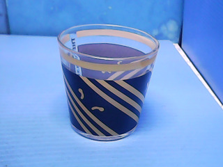 玻璃杯