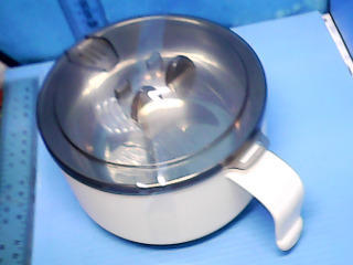 泡麵碗+塑膠蓋