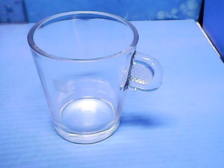 玻璃杯