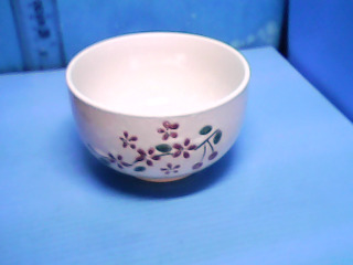 瓷碗