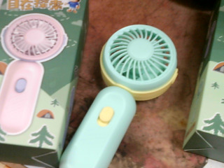 手持小風扇/使用電池