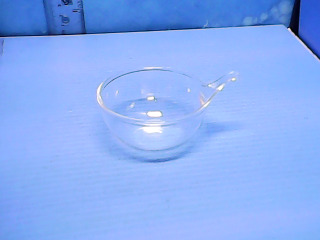 玻璃杯