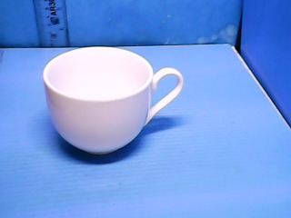 瓷杯