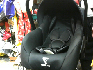 Future Lab 未來實驗室 6D 嬰兒提籃