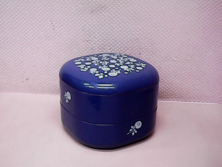 盒