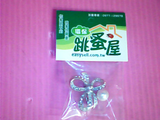 胸針