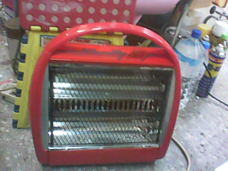 電暖器