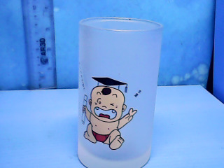 玻璃杯