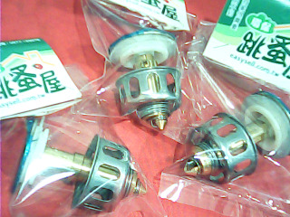 洗臉台彈力水塞