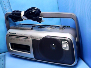 卡帶收音機