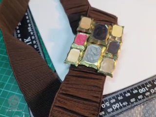 寶石裝飾腰帶
