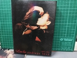 張國榮《摯愛 (Endless Love) 1995-2003》精選輯，包含 CD 和 VCD