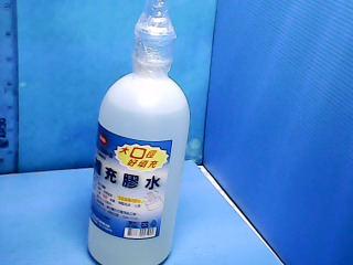 大瓶膠水