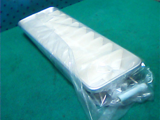 早期製冰盒