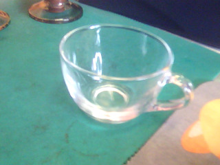 玻璃杯