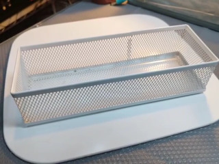 白色網狀收納籃