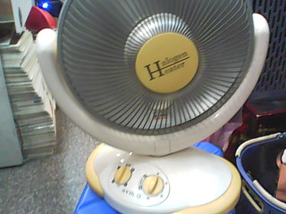 電暖器