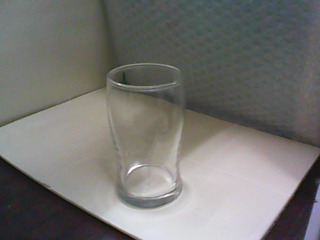 玻璃杯