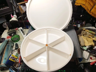 圓形分格盤