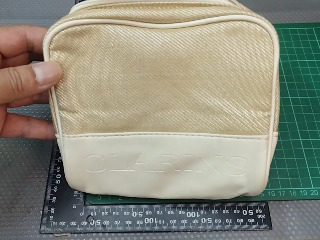 米白小包