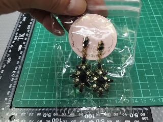 黑色流蘇耳環