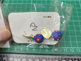 球體綴飾耳