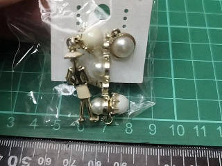 珍珠垂墜耳