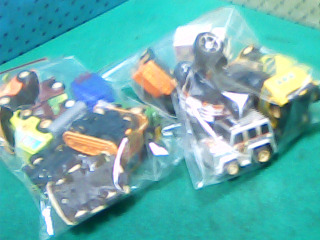 玩具車多入
