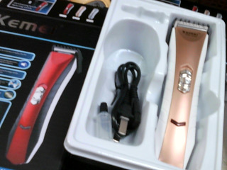 電動理髮器/充電