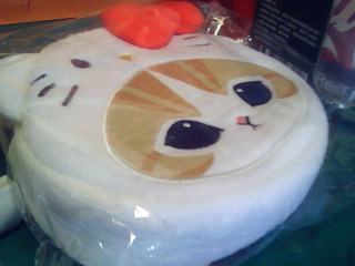 絨毛造型手拿包