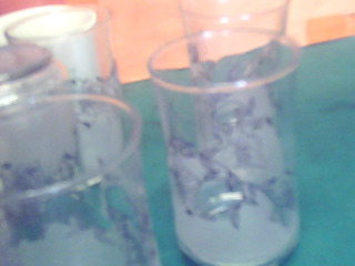 玻璃杯