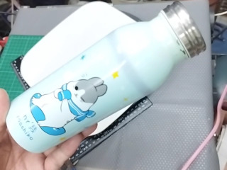 插畫保溫瓶