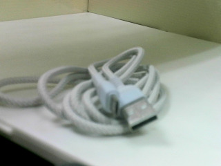 充電線
