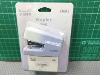 釘書機