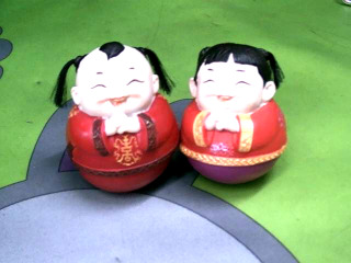 不倒翁一對